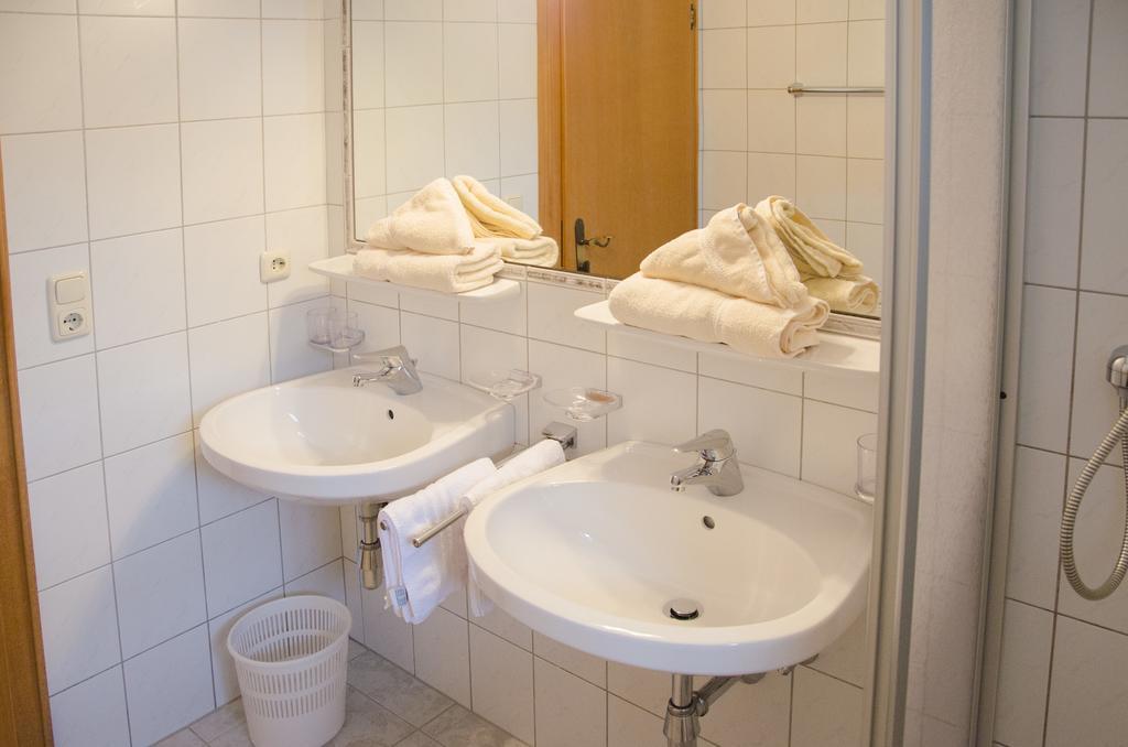 Pezza Lischa Apartment Kappl  Bilik gambar